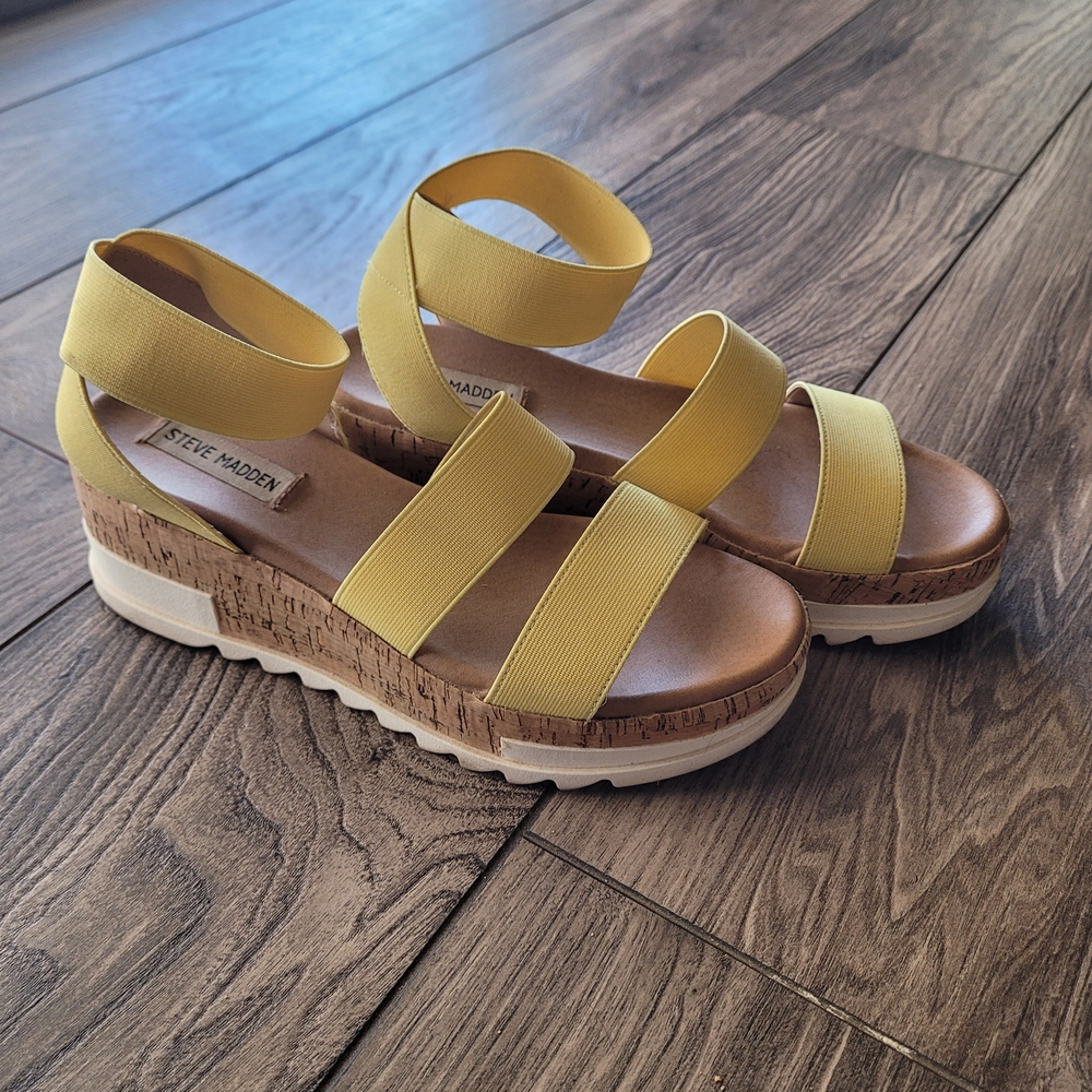 Steve Madden Mustard Yellow Platform Sandals